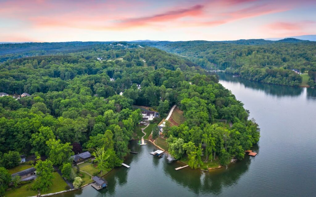 Picture of a neighborhood in Soddy Daisy, TN